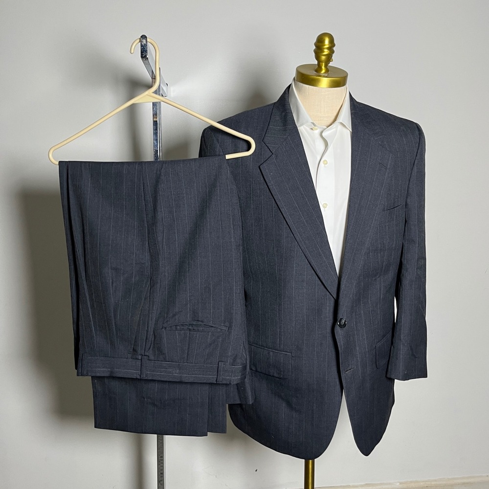 Halston Suit Mens 42R 36W Charcoal Gray Pinstripe Vintage‎ 2-Piece USA Made
